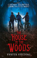 The Ghost Hunter Chronicles 4 Book Set By Yvette Fielding (The House In The Woods, The Ripper Of Whitechapel, The Witches Of Pendle, The Vampire Of Whitby)